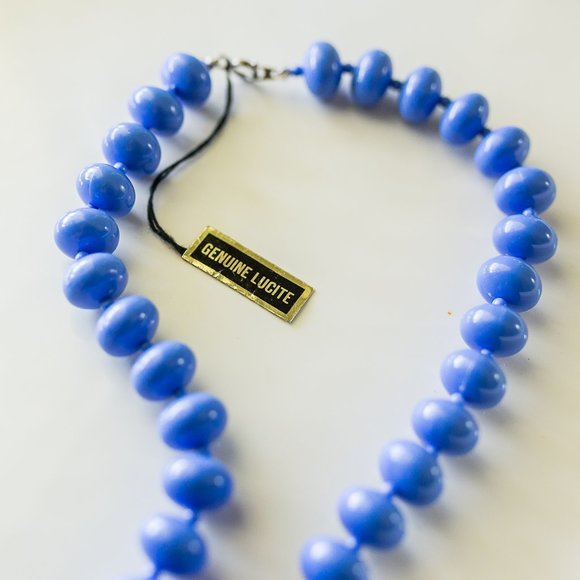 NWT Vintage Lucite plastic bead necklace - Picture 5 of 5